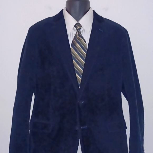 𝅺jos. A. BANK Striped Silk Necktie - Picture 4 of 5